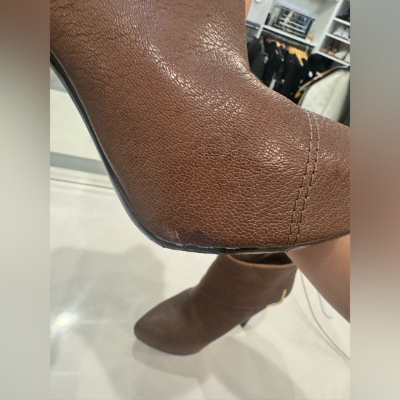 Louis Vuitton Booties - Picture 11 of 13